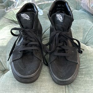 VANS OFF THE WALL HIGH TOP SNEAKERS